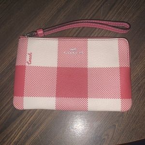 Wristlet